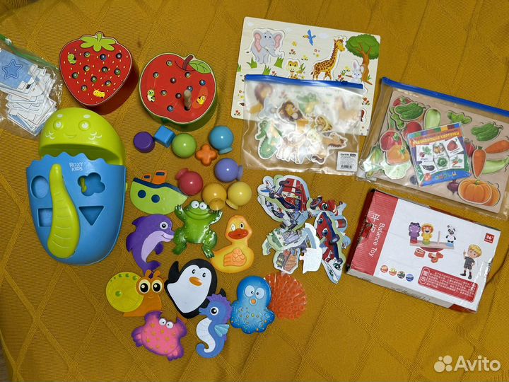 Детские развивающие игрушки пакетом