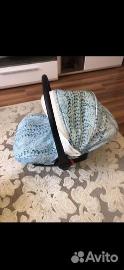 Автокресло (автолюлька)