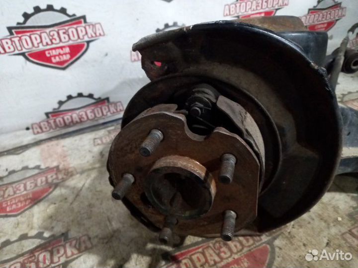 Ступица задняя правая Toyota Crown GS121 1ggze