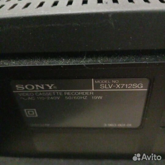 Видеомагнитофон sony