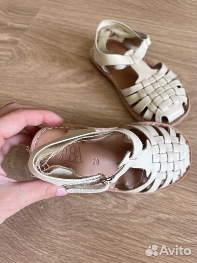 Сандали Zara 24