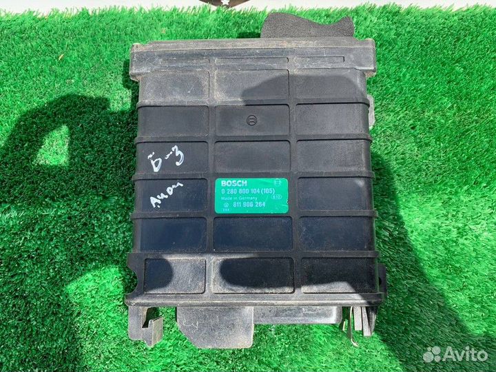 Блок управления двигателем Audi 80