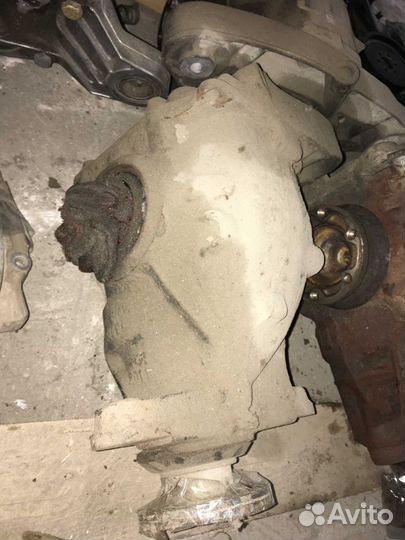 Редуктор е90 (N42 ) - гудит