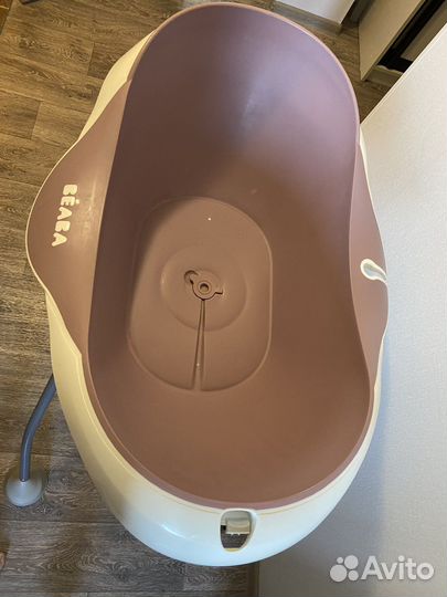 Ванночка для купания с подставкой