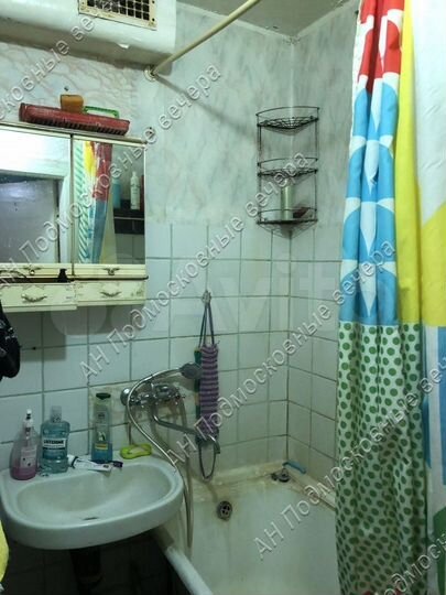 2-к. квартира, 49 м², 3/5 эт.