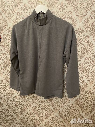 Костюм женский 48 размер