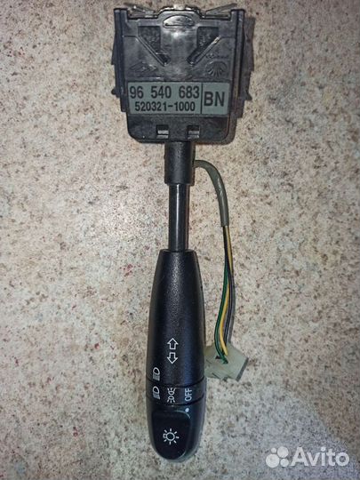 Переключатель поворотов с птф Шевроле Авео т250