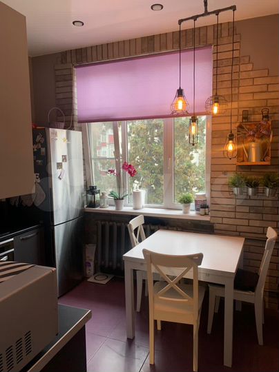 1-к. квартира, 42 м², 4/4 эт.