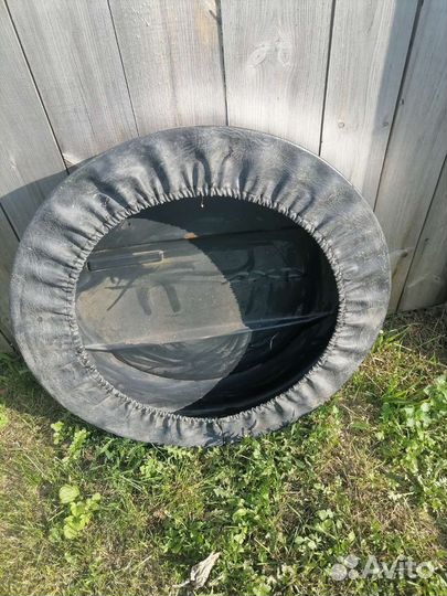 Колпак, кожух, чехол запасного колеса шевроле нива