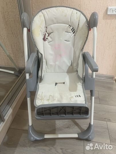 Стульчик для кормления