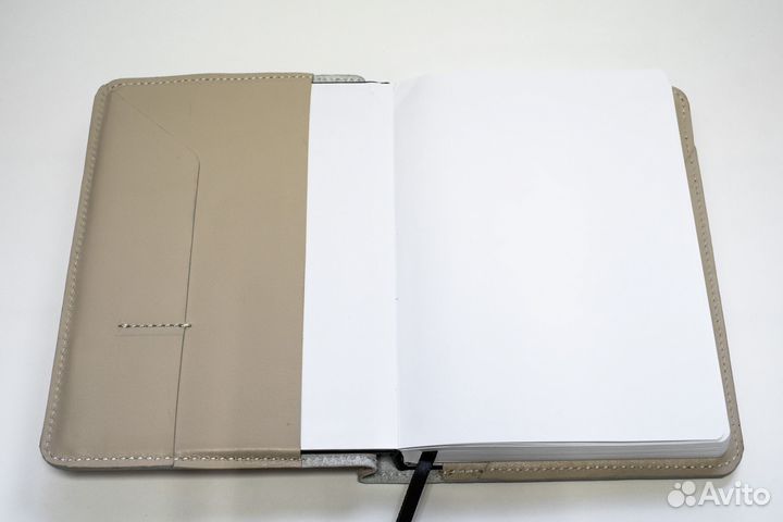 Кожаная обложка для ежедневника
