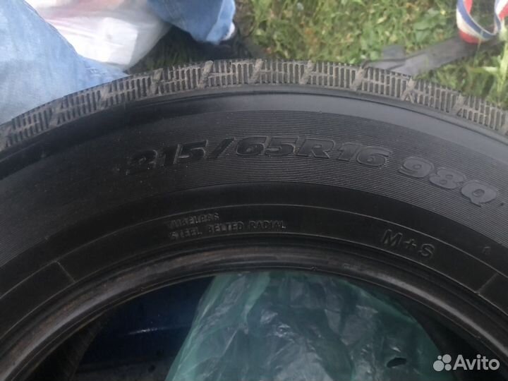 Toyo Winter Tranpath MK3 215/65 R16