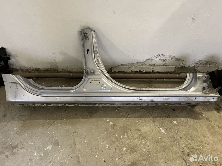 Пороги кузовные на Mitsubishi Lancer 10