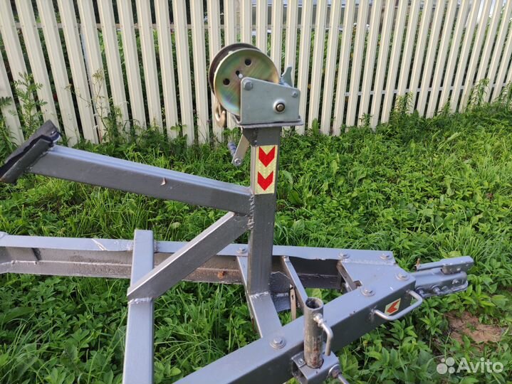 Лодочный прицеп