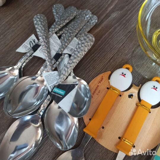 Новые кухонные принадлежности-вилки,креманка,банки