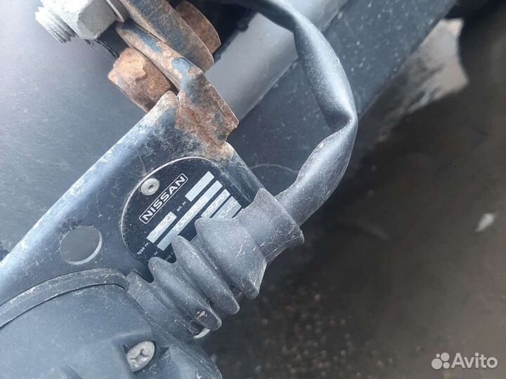 Фаркоп Nissan Primera p12