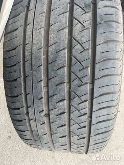 Roadmarch Prime UHP 08 295/35 R21 107W