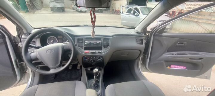 Kia Rio 1.4 МТ, 2006, 400 200 км