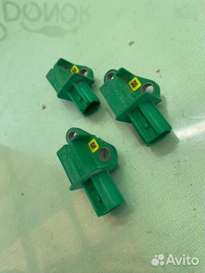 Датчик удара Audi Q7 4L 3.0L BUG 2008