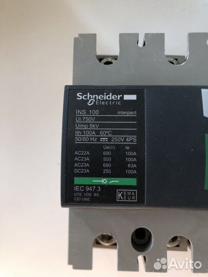 Выключатель-разъединитель Schneider