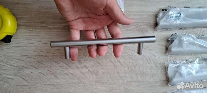 Мебельные ручки (рейлинг)