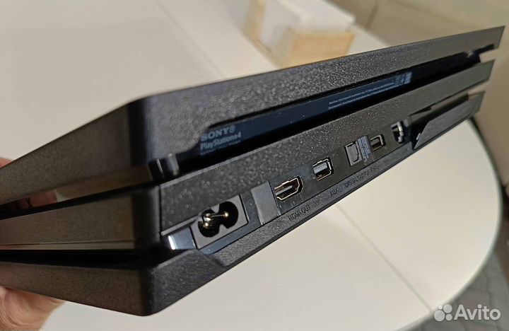 Sony PlayStation 4 Pro 1TB (CUH-7208B) Black