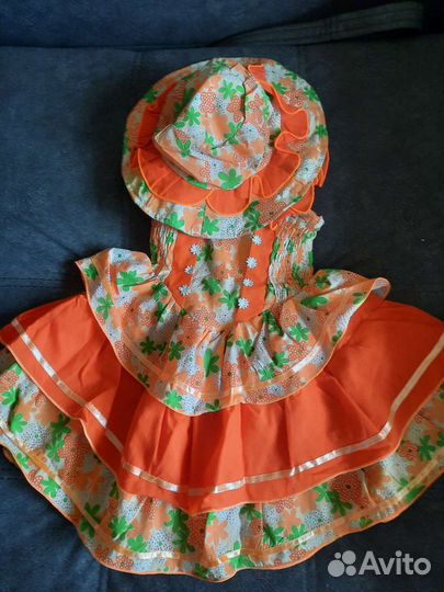 Платье и панама