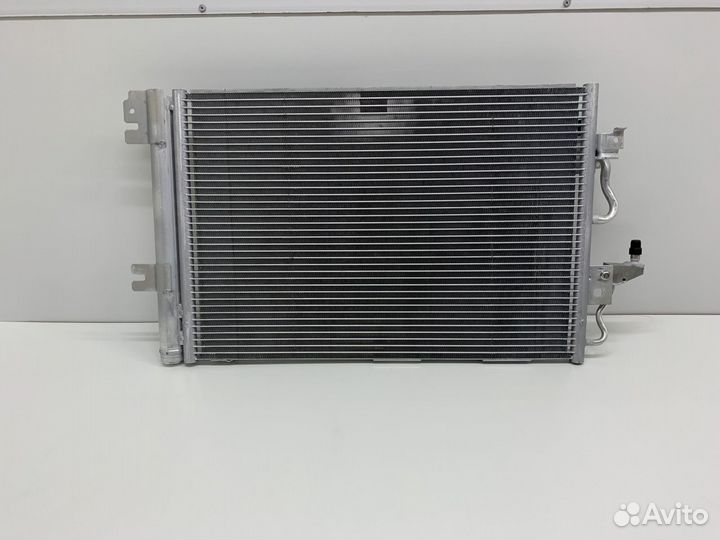 Радиатор кондиционера opel astra H Zafira B