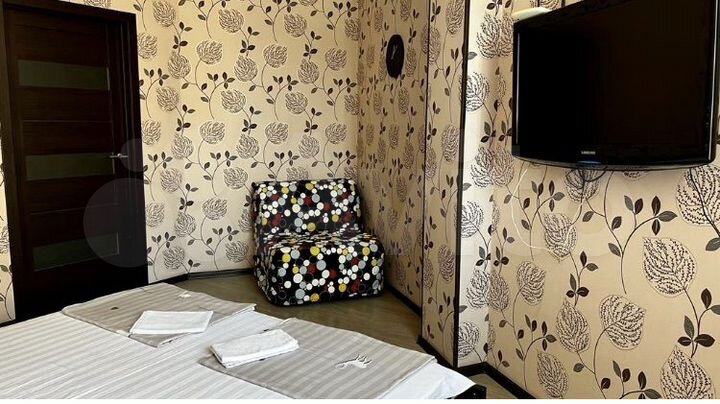 1-к. квартира, 49 м², 5/9 эт.