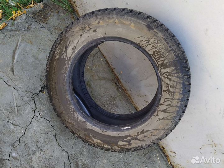 Advance AR214 215/65 R16