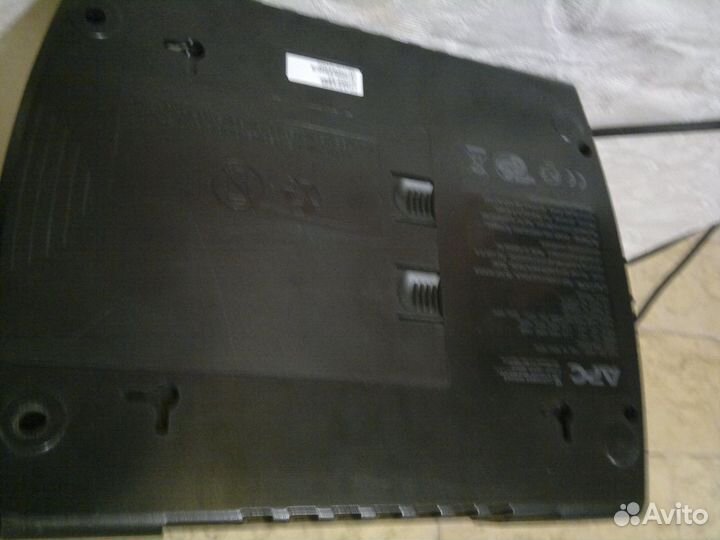 APC Back-UPS BE550G + Back-UPS ES525