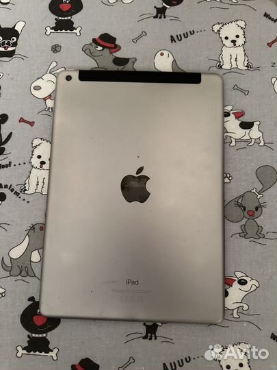 iPad 9,7 2018 gen 6 32gb Wi-Fi + Celluar