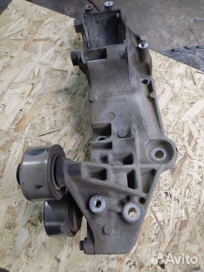 Двигатель Renault Master 3 2.3DCI в разбор