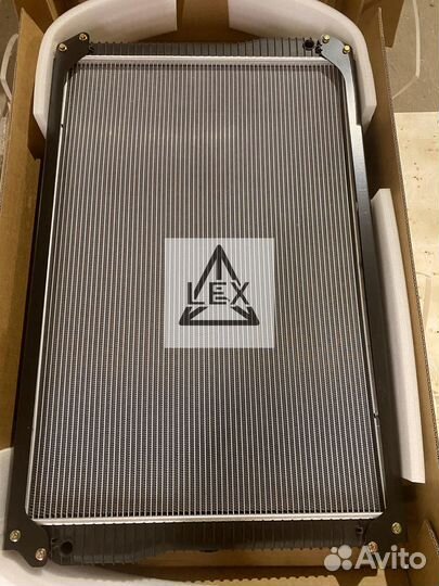 Радиатор грузовик Mercedes Benz actros 9405000703