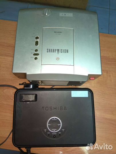 Проектор toshiba,sharp