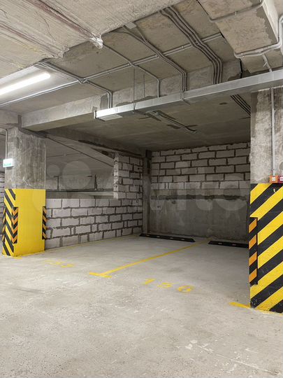 Машиноместо, 26 м²