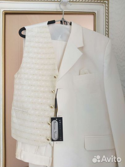 Костюм тройка для мальчика