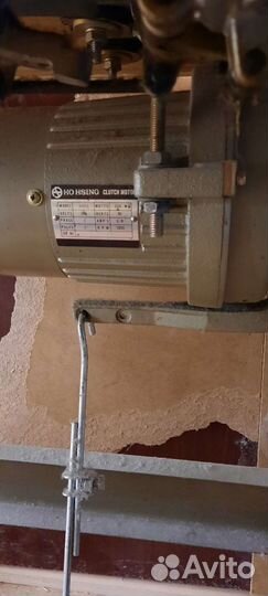 Промышленная зиг заг машина Brother LZ2-B853-3