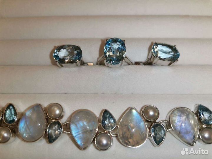 Очень крупные природные топазы