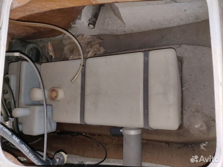 Корпус гидроцикла bombardier sea 400