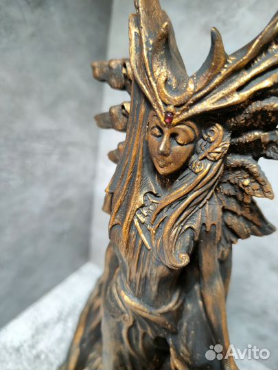 Статуэтка гипсовая богиня Геката