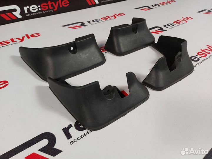 Брызговики Toyota Allion 260 / Premio 260 Черные