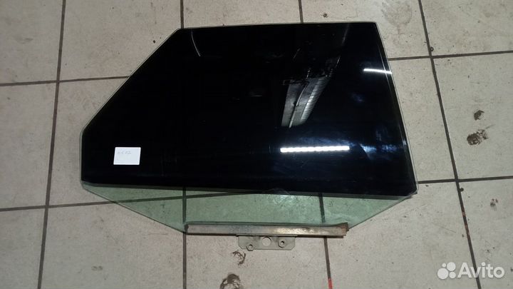 Стекло задней правой двери Приора