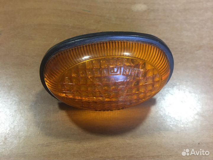 Повторитель поворота Hyundai Sonata 1988-1993