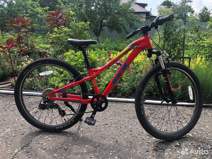 Велосипед GT 24 stomper prime