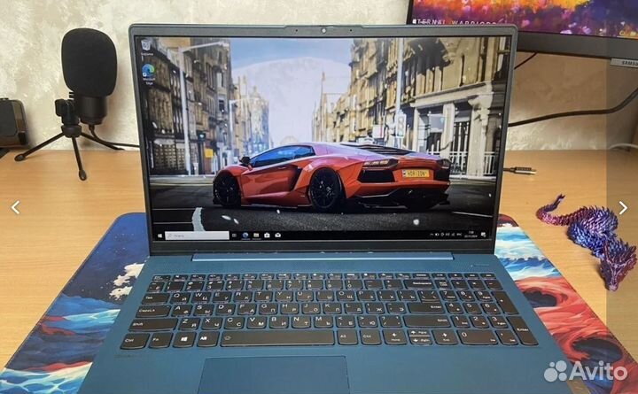 Закрыли офис, много мощных б/у ноутбуков