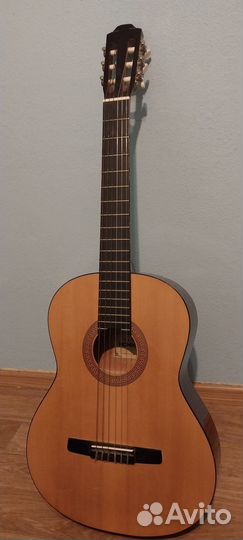 Акустическая гитара hohner