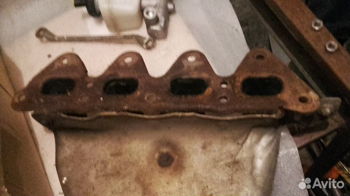 Калектор выпускной флюенс меган 3 1,6