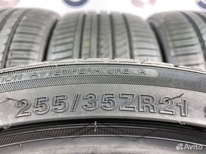 Winrun R330 255/35 R21 и 285/30 R21 95Y