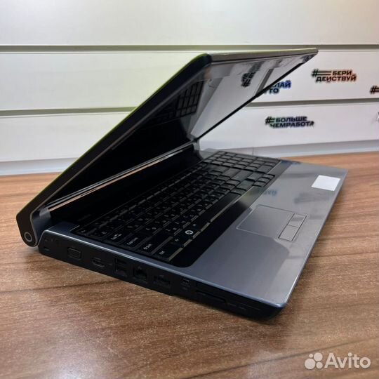 Dell Studio 1735 17,3” 2*2.0Ghz 4/240gb SSD